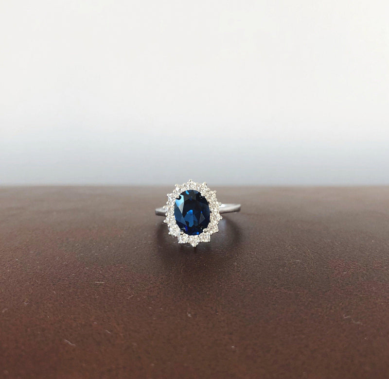 Vintage Oval Blue Sapphire Ring